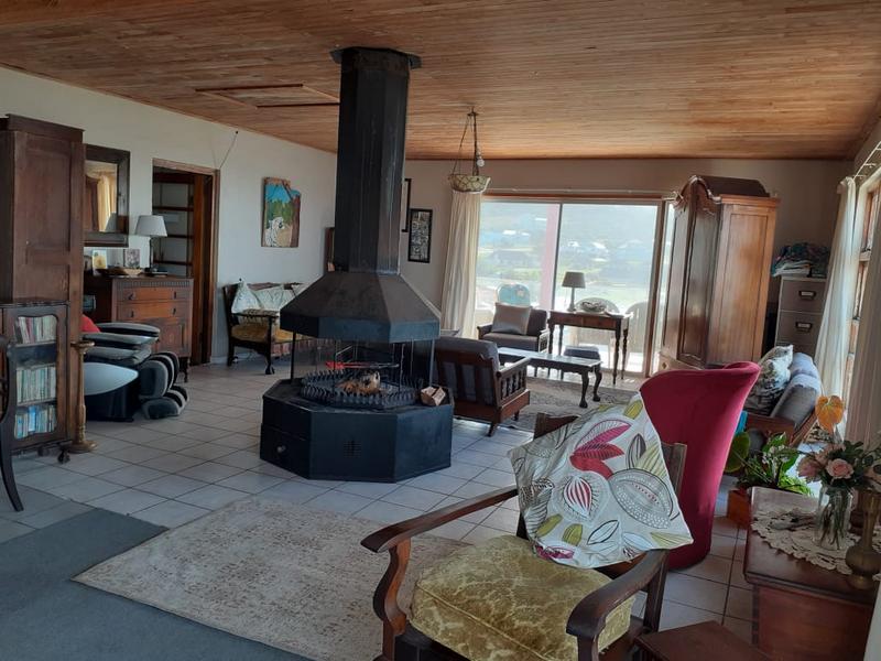 8 Bedroom Property for Sale in Jongensfontein Western Cape